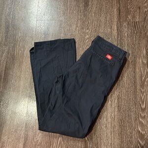 women’s size 8 regular dark blue dickies pants- bootcut